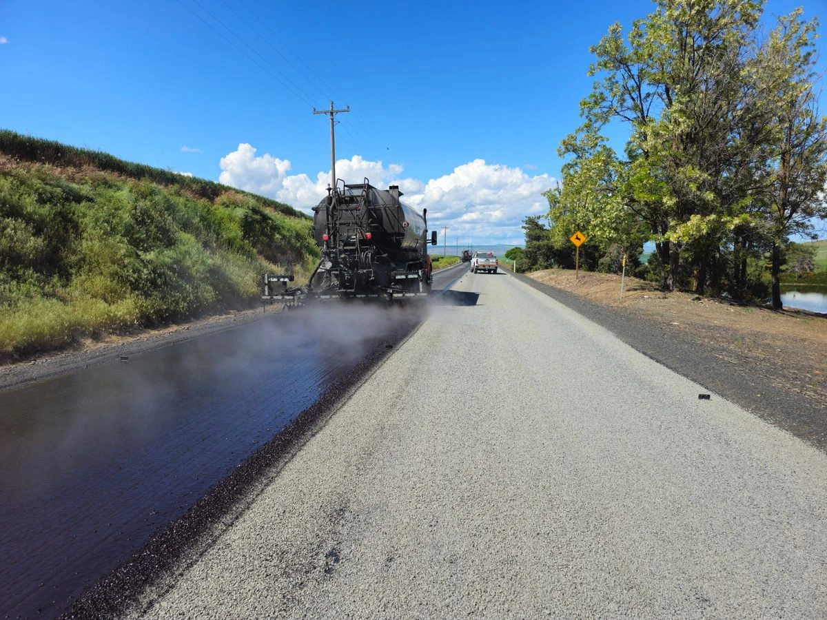 Asphalt einbauen